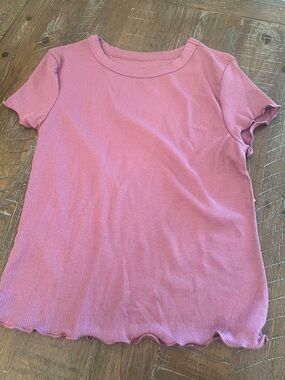 The Spring Shop Pink Ribbed Scallop Hem Short Sleeve Top